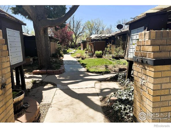 6524 W 14th Avenue, Lakewood CO 80214