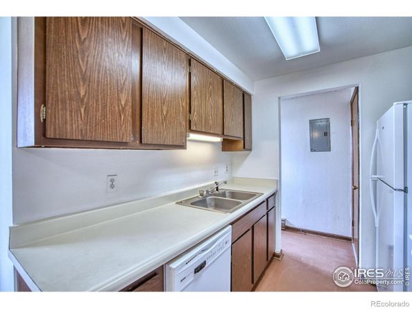 1147 Emery Street, Longmont CO 80501