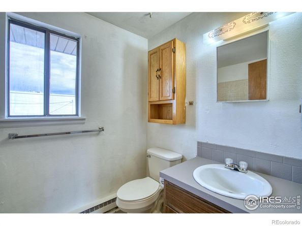 1147 Emery Street, Longmont CO 80501