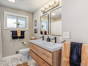 6648 S Wellington Court, Centennial CO 80121