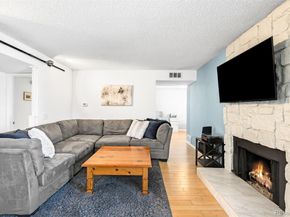 7395 E Eastman Avenue 201M, Denver CO 80231