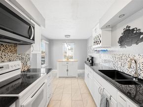 7395 E Eastman Avenue 201M, Denver CO 80231