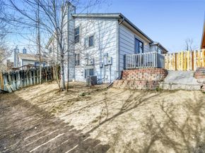 5720 W 71st Avenue, Arvada CO 80003