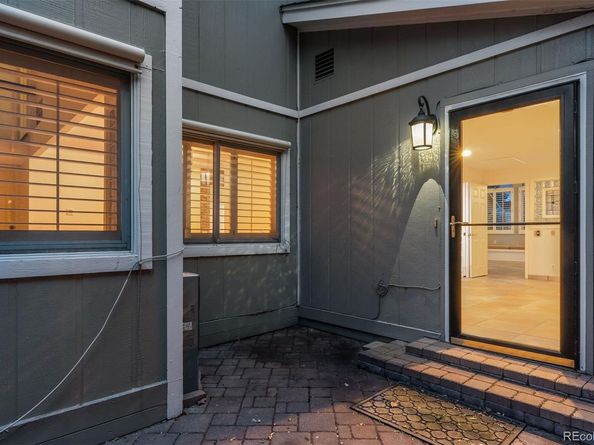 12335 E Bates Circle, Aurora CO 80014