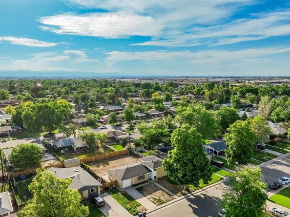 3055 Carson Street, Aurora CO 80011