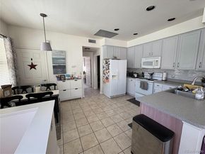 7454 E 28th Avenue 3, Denver CO 80238