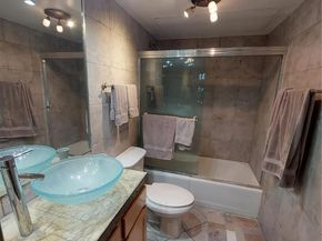 1020 15th Street 33A, Denver CO 80202