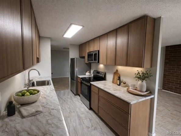 2880 S Locust Street 507S, Denver CO 80222