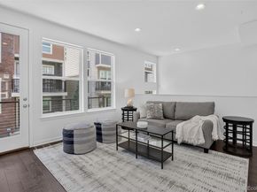 530 E Hinsdale Avenue, Littleton CO 80122