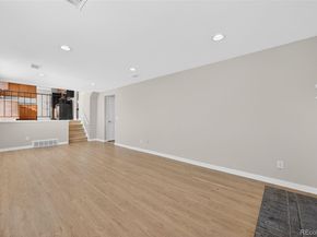 1541 S Fairplay Way, Aurora CO 80012