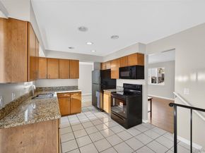 1541 S Fairplay Way, Aurora CO 80012