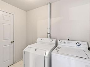 4003 S Carson Street B, Aurora CO 80014