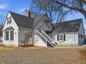 6925 W 14th Avenue, Lakewood CO 80214