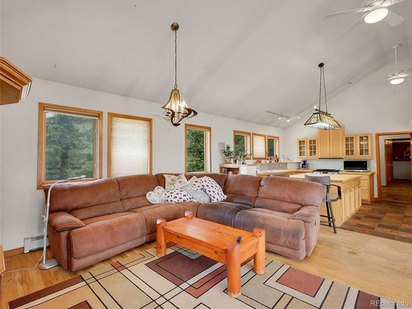 Undisclosed Address #4321153, Golden CO 80403