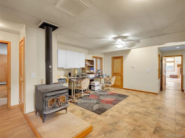 Undisclosed Address #4321153, Golden CO 80403