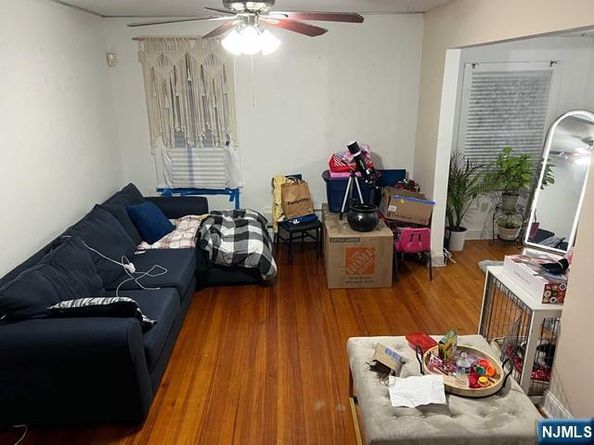 127 E Brinkerhoff Avenue, Palisades Park NJ 07650