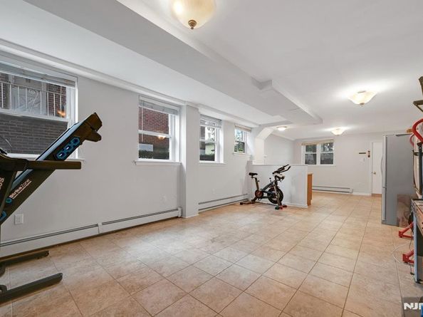 1227 Inwood Terrace, Fort Lee NJ 07024
