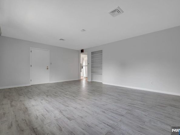1227 Inwood Terrace, Fort Lee NJ 07024