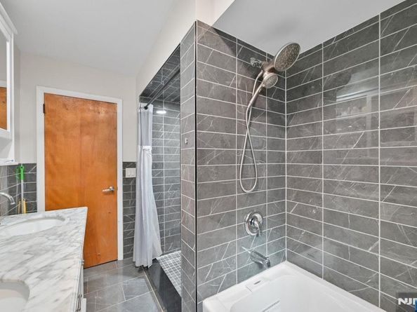 1227 Inwood Terrace, Fort Lee NJ 07024