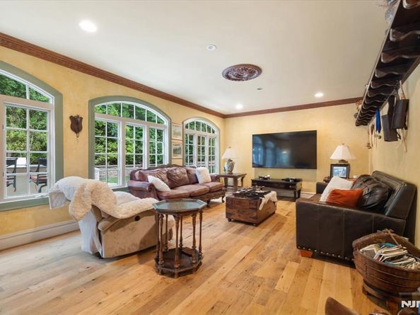 46 Jean Drive, Englewood Cliffs NJ 07632