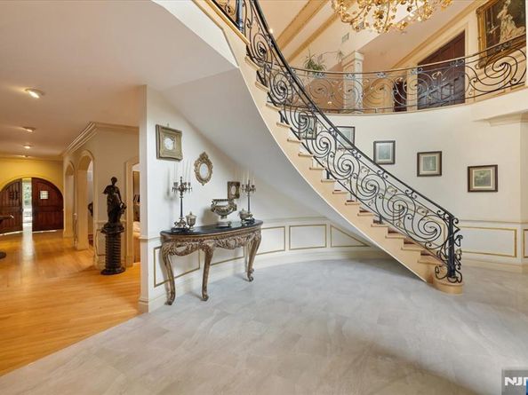 46 Jean Drive, Englewood Cliffs NJ 07632