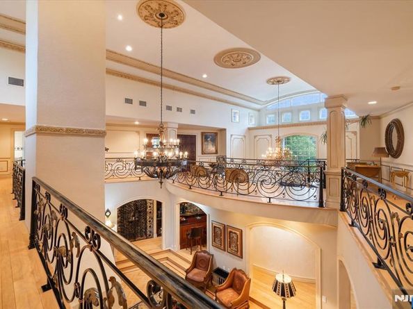 46 Jean Drive, Englewood Cliffs NJ 07632