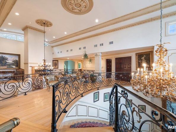 46 Jean Drive, Englewood Cliffs NJ 07632