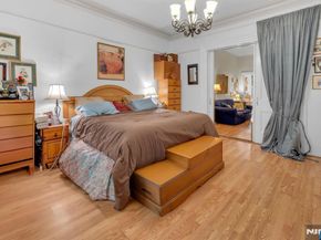 564 Hudson Avenue, Weehawken NJ 07086