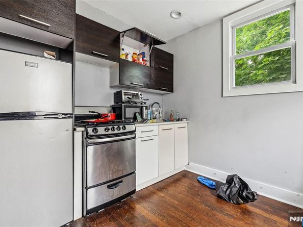 28 Clarke Avenue, Jersey City NJ 07304