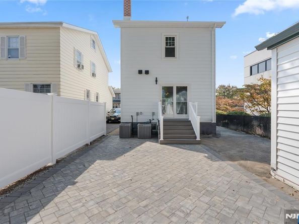 485 Columbia Avenue, Ridgefield NJ 07657