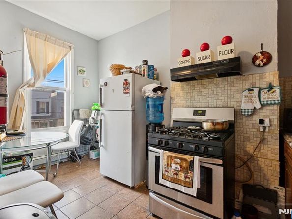 7-10 24th Street, Union City NJ 07087