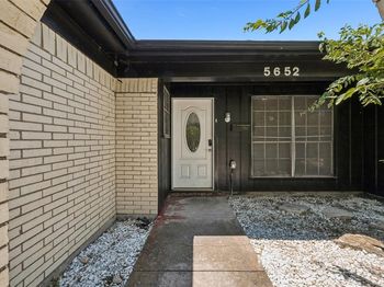 5652  Conlin Drive 