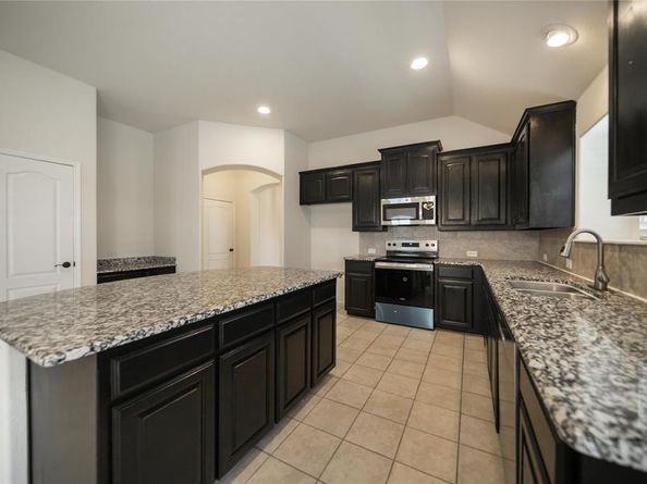 11917  Hassop Lane , Burleson Texas 76028