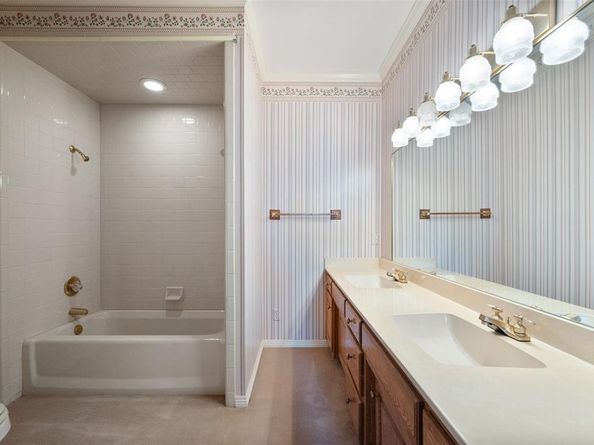 217  Williams Road , Fort Worth Texas 76120