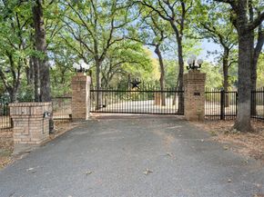217  Williams Road , Fort Worth Texas 76120