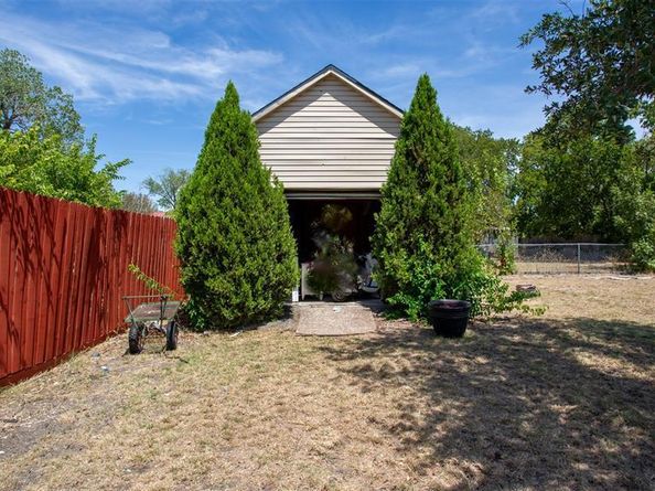6108 N Ridge Road , Fort Worth Texas 76135