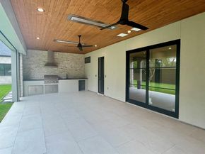5808  Brookstown Drive , Dallas Texas 75230