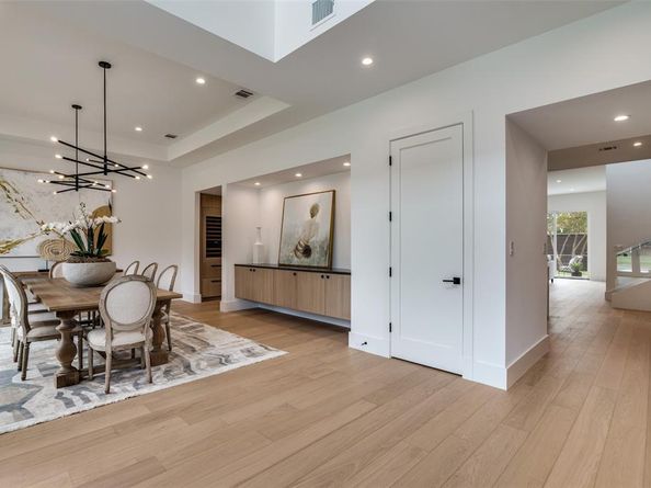 5808  Brookstown Drive , Dallas Texas 75230