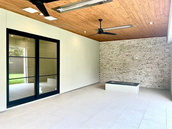 5808  Brookstown Drive , Dallas Texas 75230