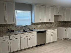 2923  Carpenter Avenue , Dallas Texas 75215