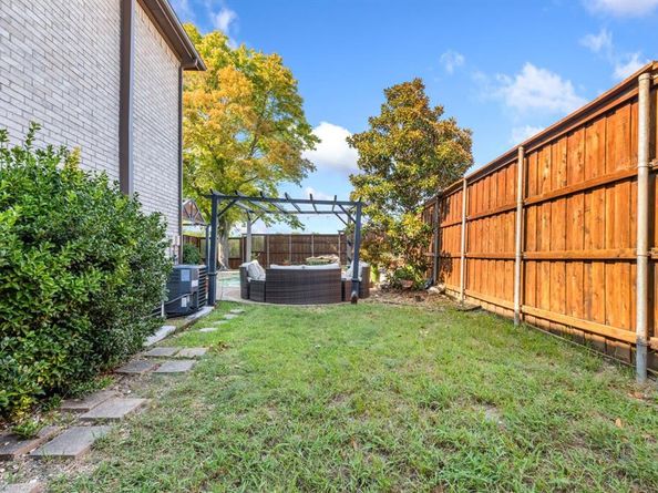 905  Whitman Circle , Allen Texas 75002