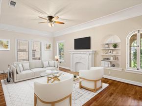 446 W Suffolk Avenue , Dallas Texas 75208