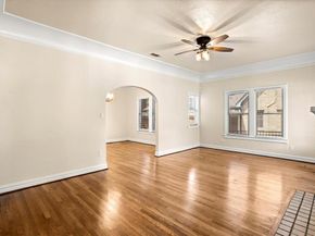 446 W Suffolk Avenue , Dallas Texas 75208