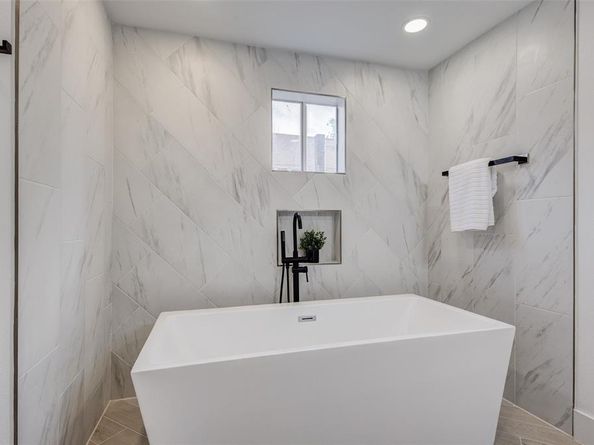 710 S Glasgow Drive , Dallas Texas 75223