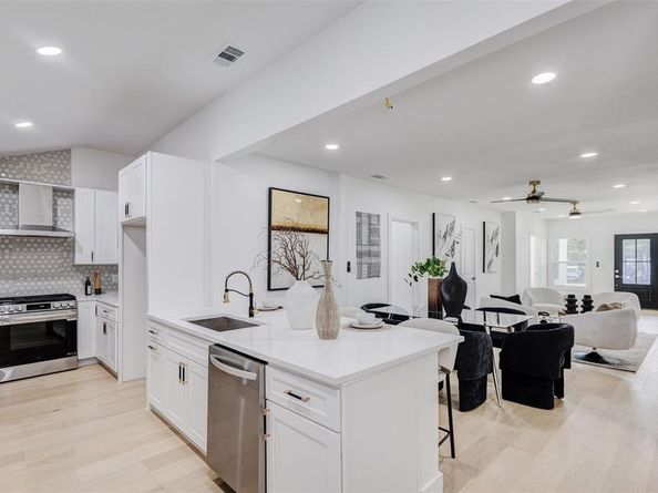 710 S Glasgow Drive , Dallas Texas 75223