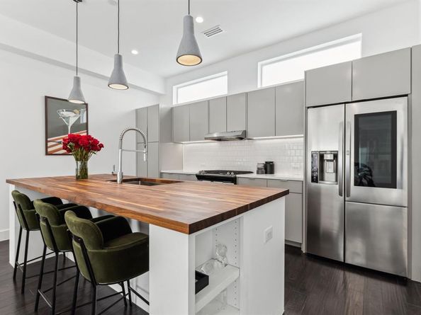 4805  Manett Street  102, Dallas Texas 75204