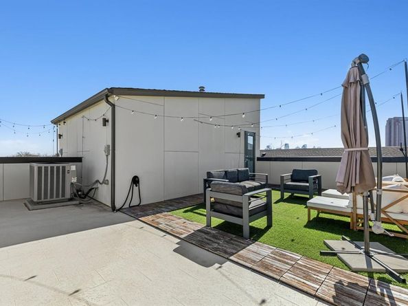 4805  Manett Street  102, Dallas Texas 75204