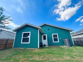 1240 E Richmond Avenue , Fort Worth Texas 76104