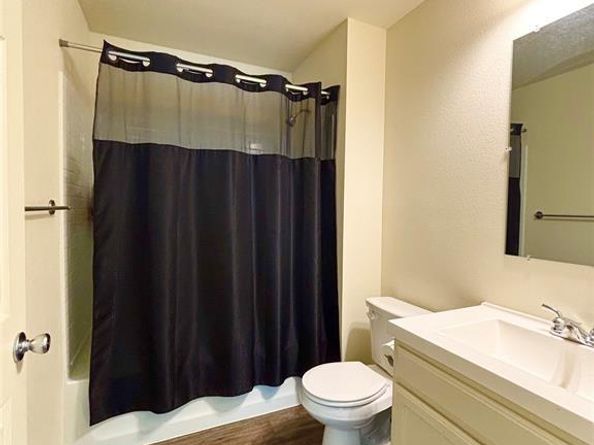 1240 E Richmond Avenue , Fort Worth Texas 76104