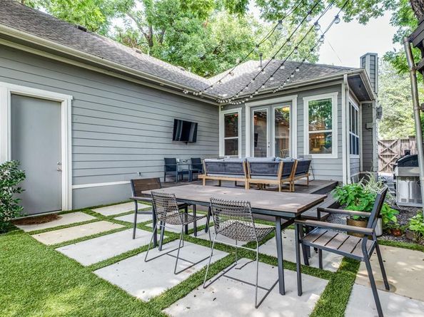 6122  Richmond Avenue , Dallas Texas 75214